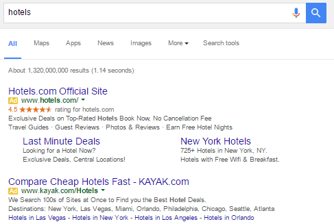 搜索“酒店”会出现在搜索结果页面顶部的广告，帮助营销人员接触到新的受众。