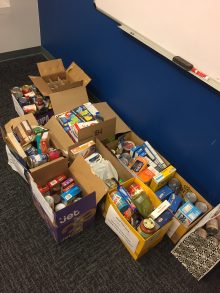 Brafton的波士顿办事处就在我们自己的社区为有需要的人筹集食物。